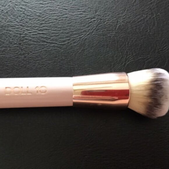 Doll 10 Skin Buffing Brush Beautiful Pink Handle!  - Brand New! - Picture 1 of 5